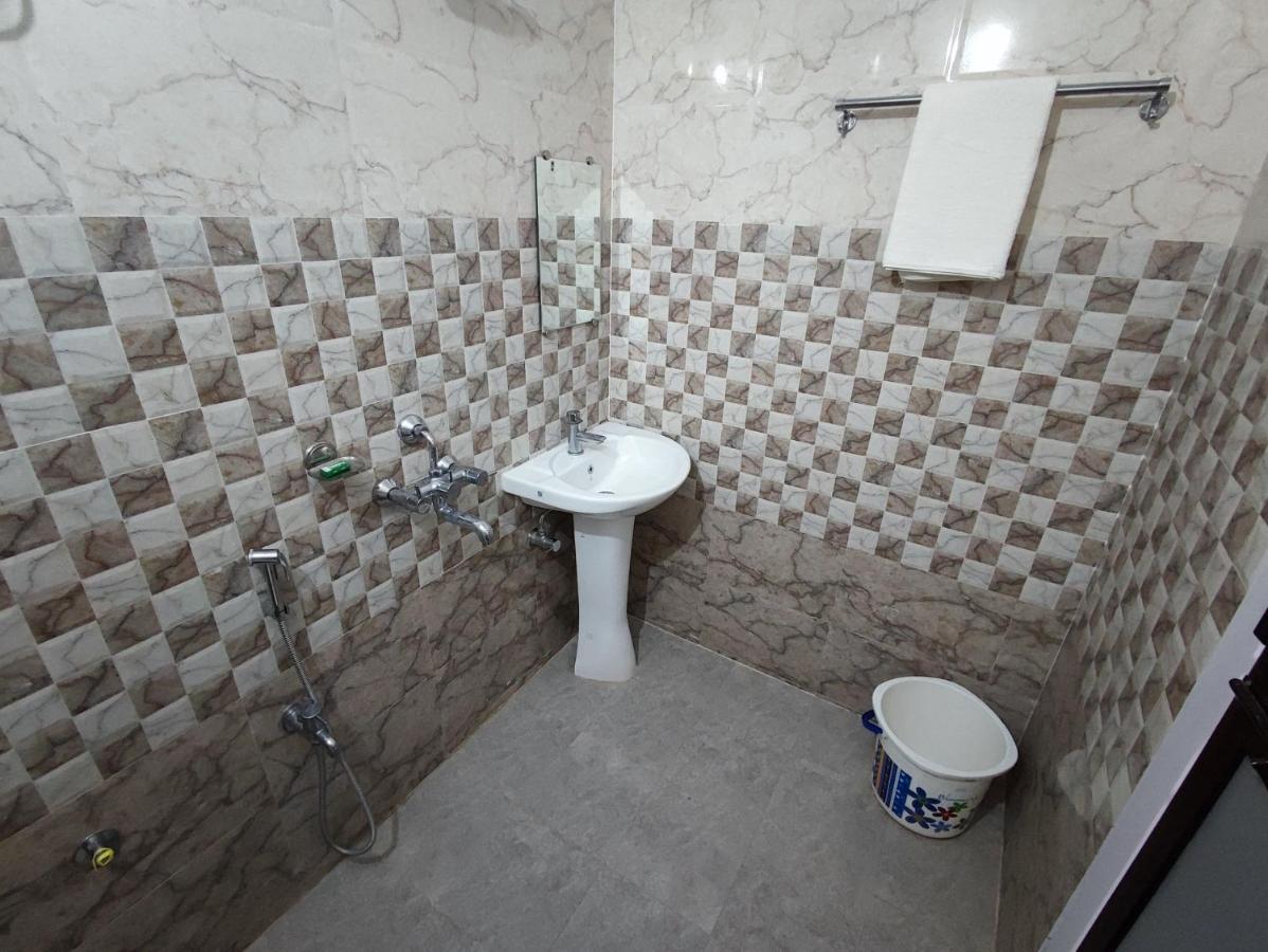 Hotel Kanha Shyam Madhubani Luaran gambar